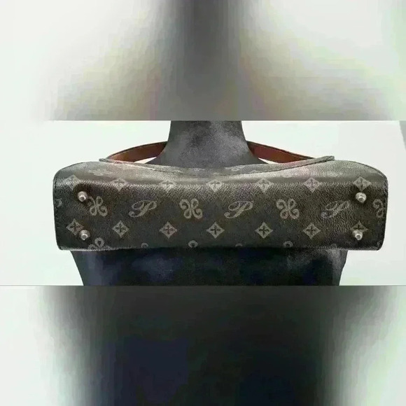 Gorgeous Brown Leather Shoulder Purse - Picture 4 of 6